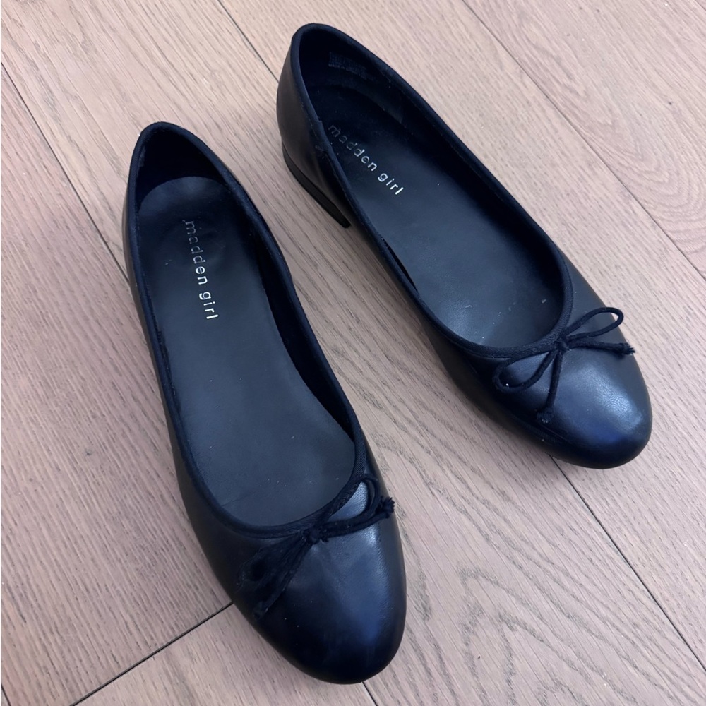 Madden Girl Classic Black Flats